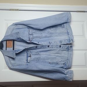 Levi Trucker Jacket